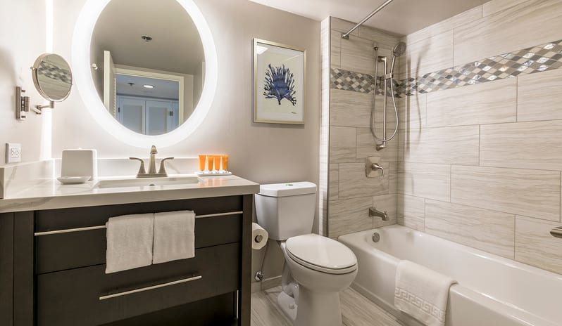 Aston Waikiki Beach Tower - Two  Bedroom Ocean Front - Washroom